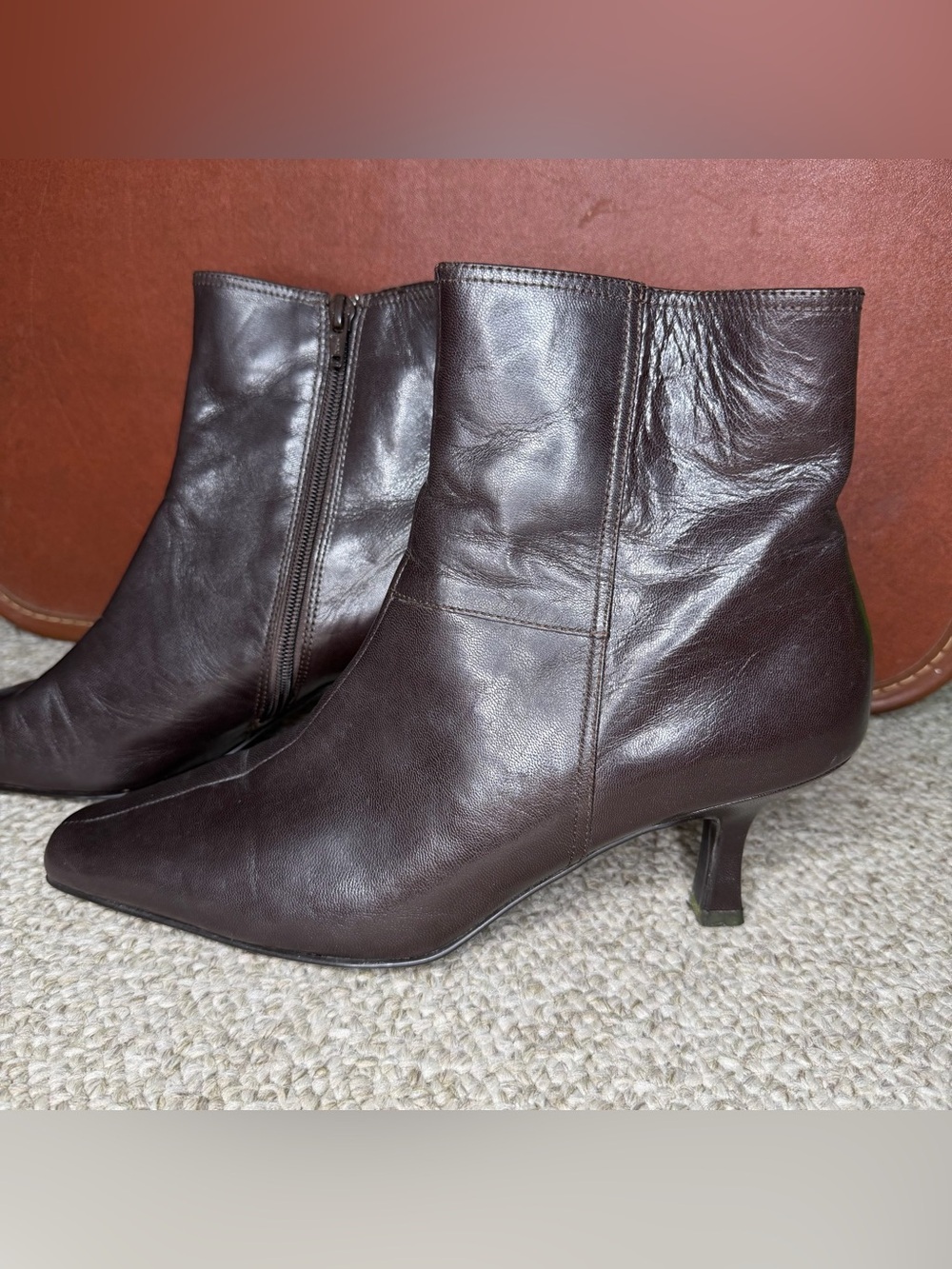 Etienne Aigner heeled ankle boots - Picture 6 of 13